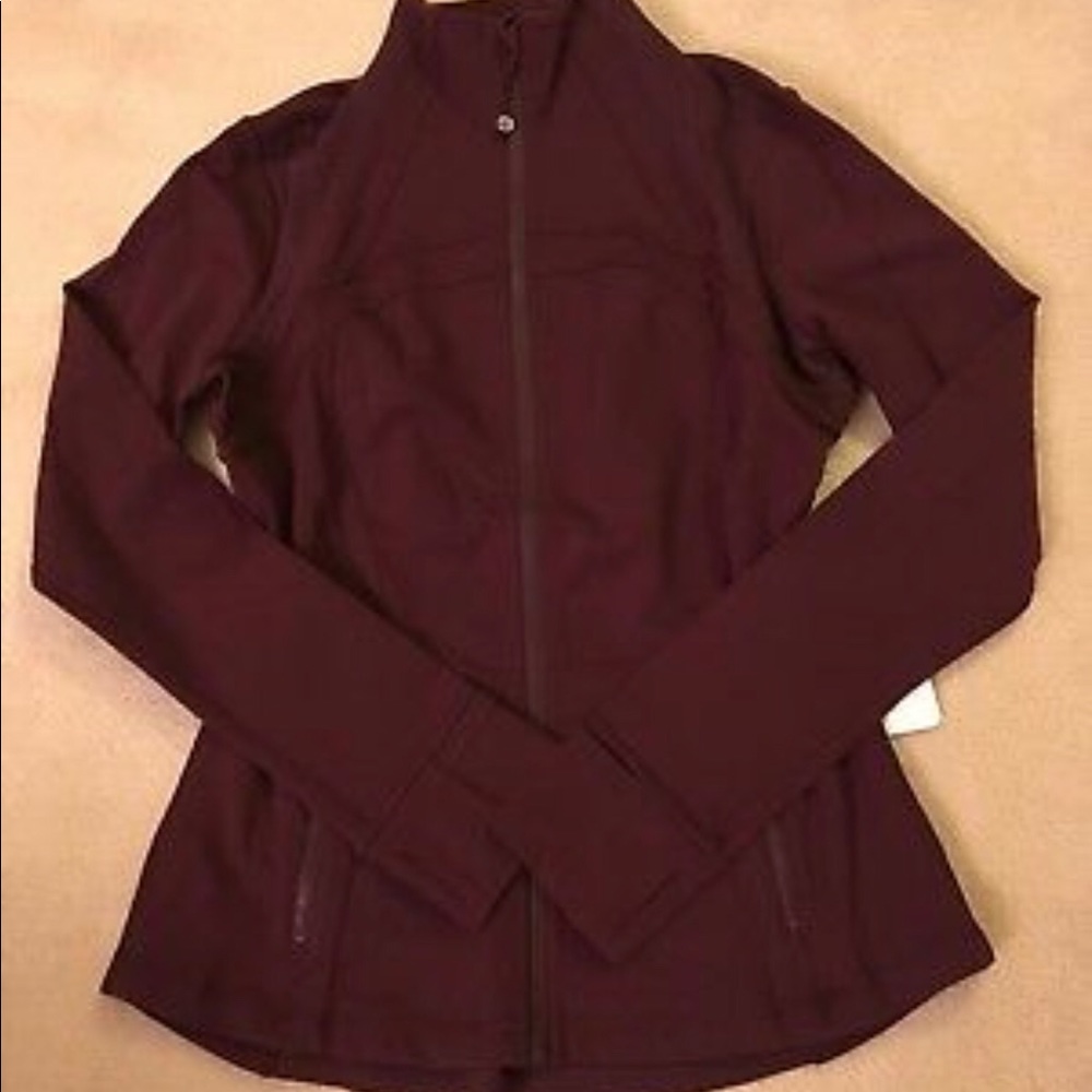 NWT Lululemon Define Bordeaux Drama 8